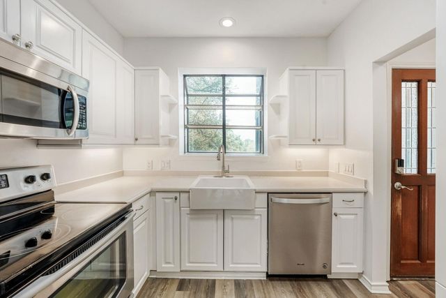 1741 Spyglass DR 1-233, Austin, TX 78746