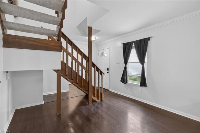 798 Quesnel DR, Virginia Beach, VA 23454