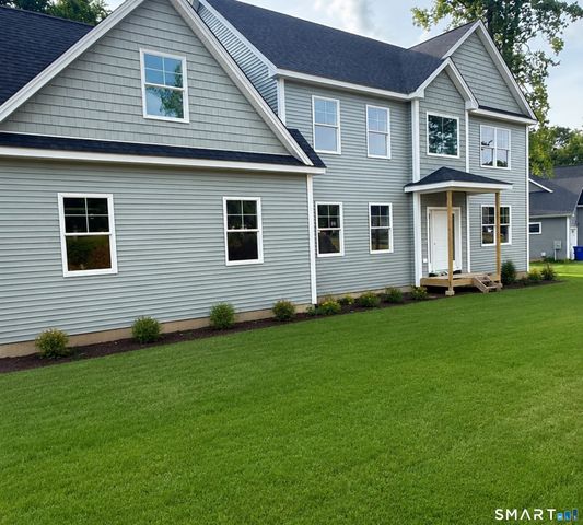 2 Town Line Drive, East Hampton, CT 06424