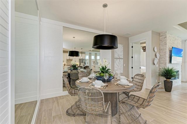 10016 REMBRANDT WAY 101, Bradenton, FL 34212