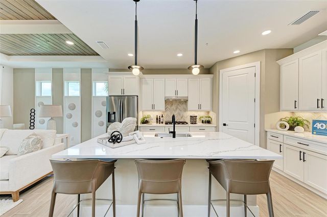 10016 REMBRANDT WAY 101, Bradenton, FL 34212