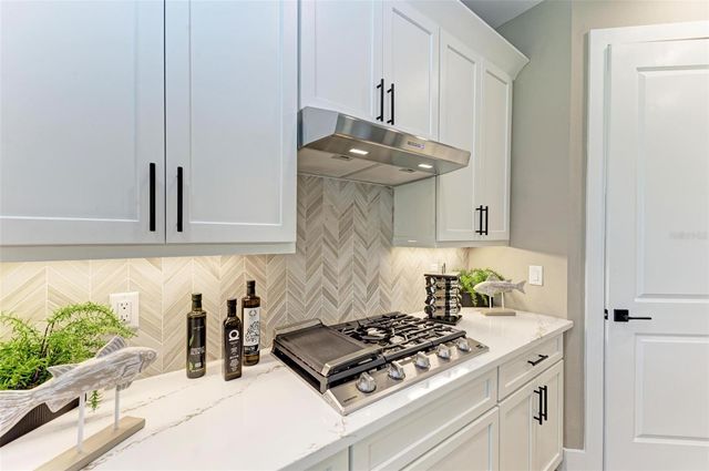 10016 REMBRANDT WAY 101, Bradenton, FL 34212