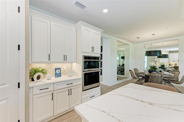 10016 REMBRANDT WAY 101, Bradenton, FL 34212