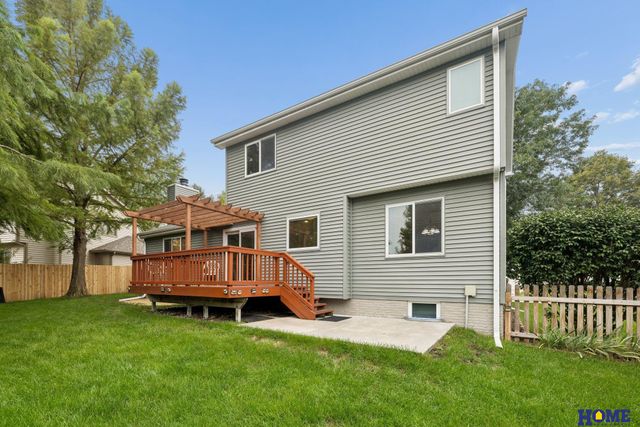 7220 Woody Creek Lane, Lincoln, NE 68516