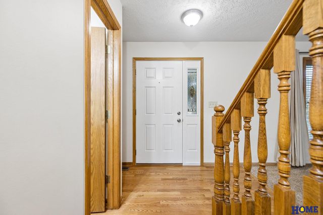 7220 Woody Creek Lane, Lincoln, NE 68516