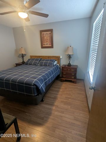 733 CENTURY 21 Drive, Jacksonville, FL 32216