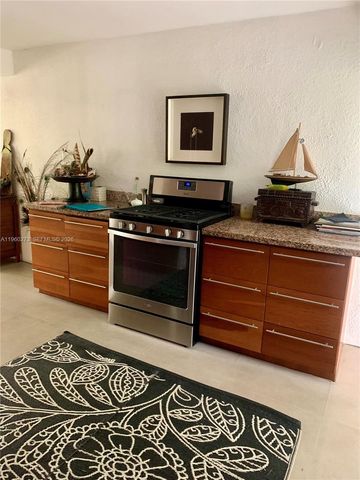 2485 Inagua Ave, Miami, FL 33133