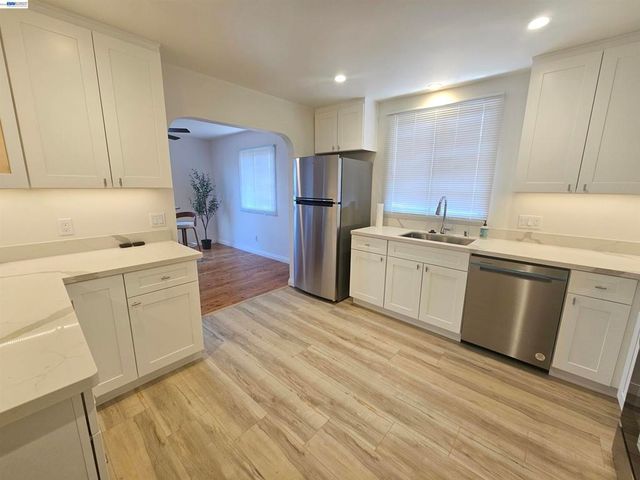 3675 Christensen Ln, Castro Valley, CA 94546