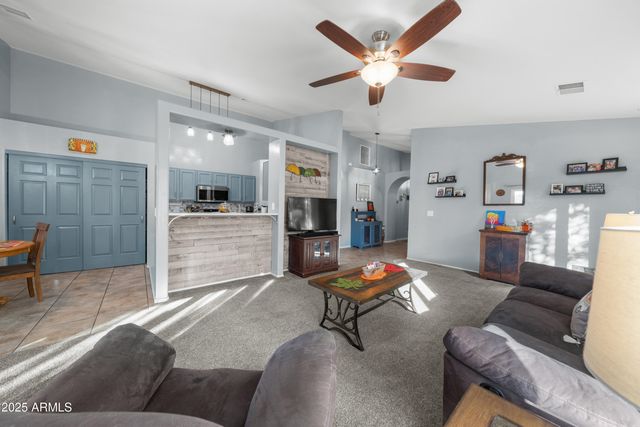 1323 SKYLINE Avenue, Sierra Vista, AZ 85635