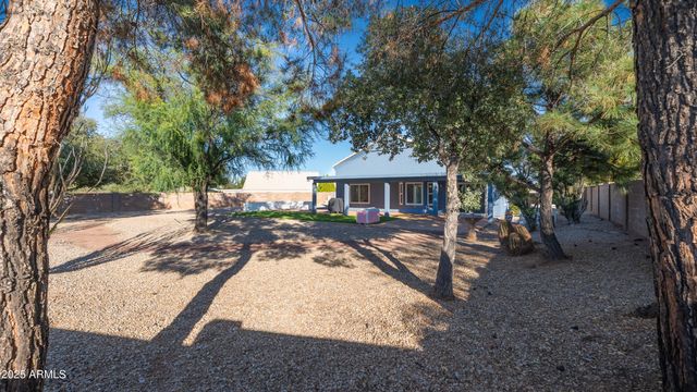 1323 SKYLINE Avenue, Sierra Vista, AZ 85635