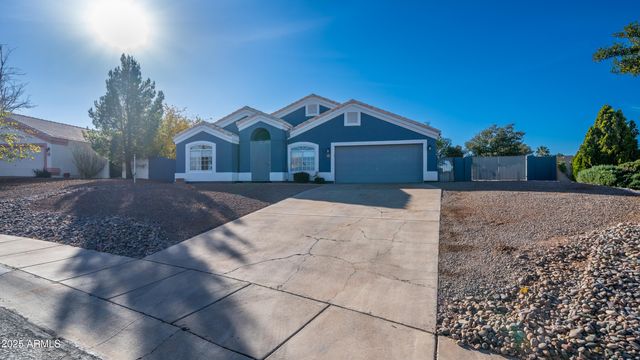 1323 SKYLINE Avenue, Sierra Vista, AZ 85635