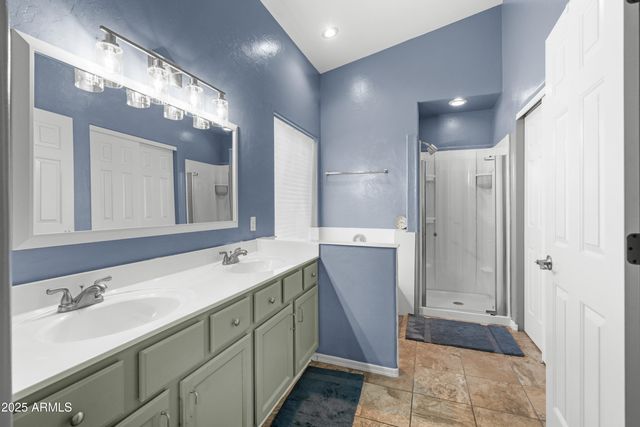 1323 SKYLINE Avenue, Sierra Vista, AZ 85635