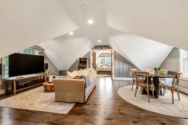 3005 N Silver Cedar ROAD, Summit, WI 53066