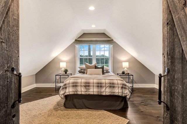 3005 N Silver Cedar ROAD, Summit, WI 53066