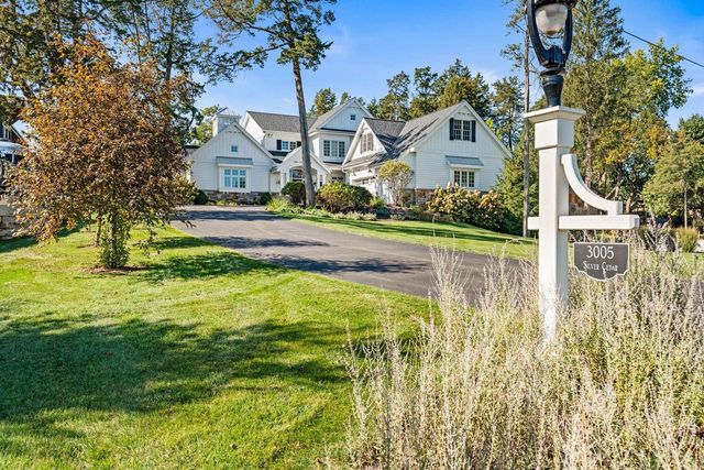3005 N Silver Cedar ROAD, Summit, WI 53066