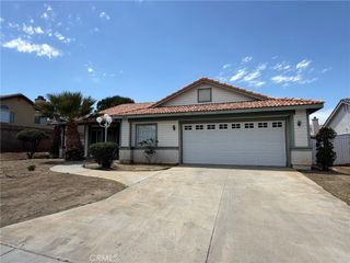 39431 Bluffside, Palmdale, CA 93551