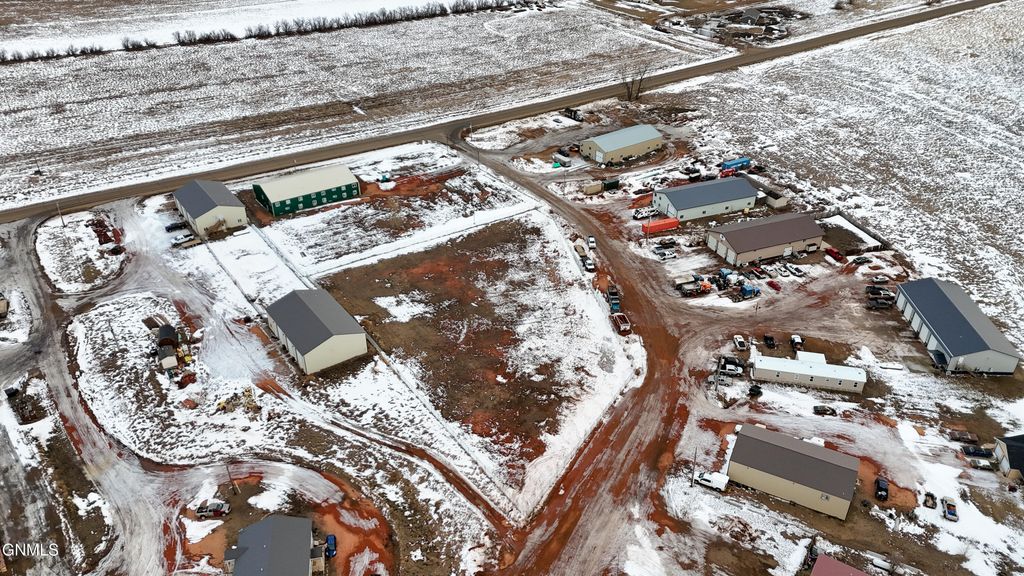 1508 21st Avenue NW, Watford City, ND 58854 photo 3