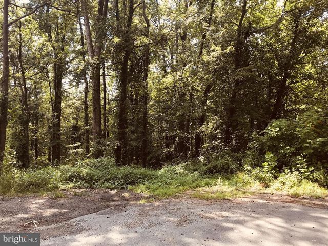 6815 1ST ST, Riverdale, MD 20737