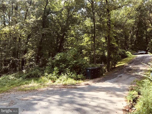 6815 1ST ST, Riverdale, MD 20737