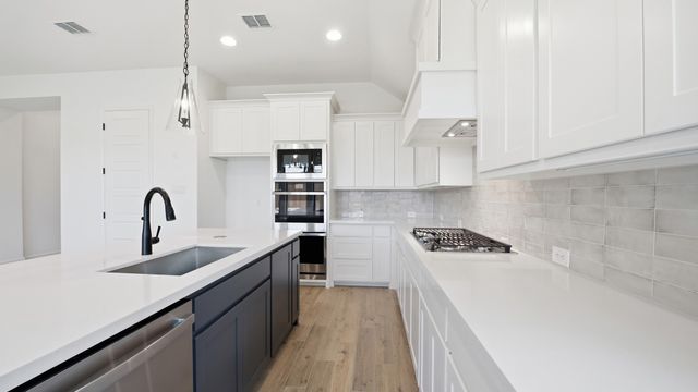 713 Running Iron Trail, Mansfield, TX 76063