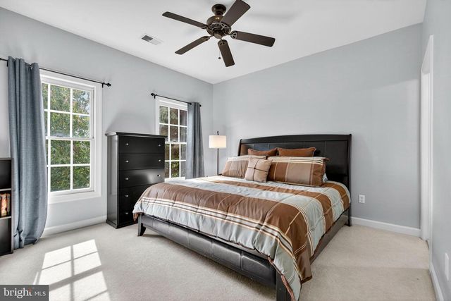 40734 LENAH RUN CIR, Aldie, VA 20105