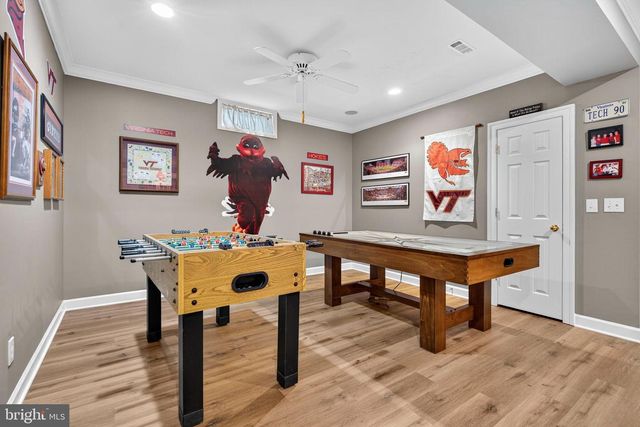 40734 LENAH RUN CIR, Aldie, VA 20105