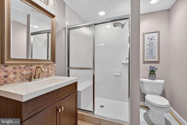 40734 LENAH RUN CIR, Aldie, VA 20105