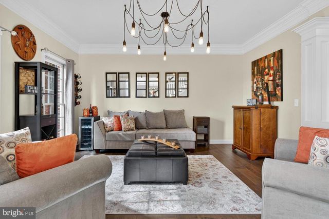 40734 LENAH RUN CIR, Aldie, VA 20105