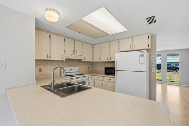 875 PONDEROSA ROAD, Venice, FL 34293