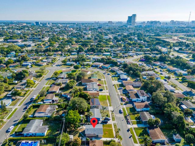 1349 9th Street, West Palm Beach, FL 33401