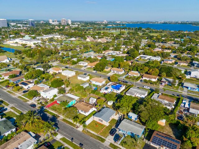 1349 9th Street, West Palm Beach, FL 33401
