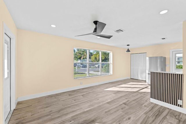 1349 9th Street, West Palm Beach, FL 33401