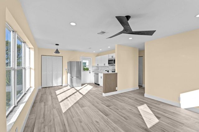 1349 9th Street, West Palm Beach, FL 33401