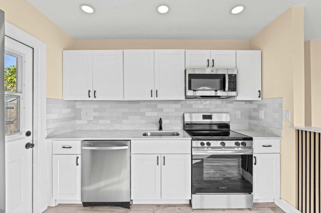 1349 9th Street, West Palm Beach, FL 33401