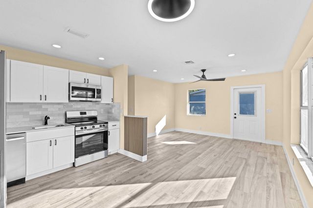 1349 9th Street, West Palm Beach, FL 33401