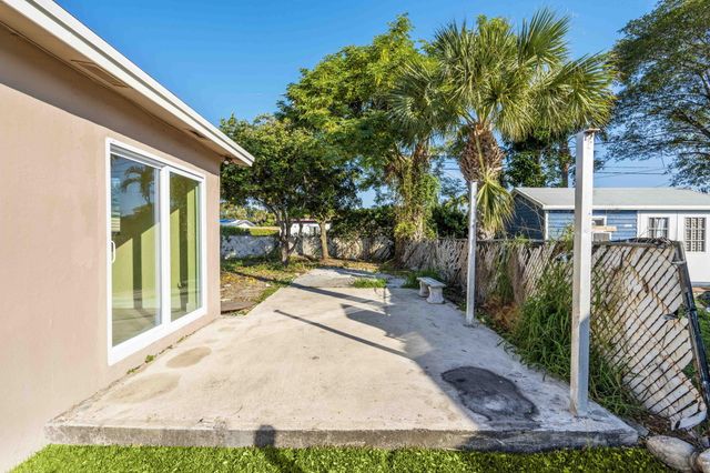 1349 9th Street, West Palm Beach, FL 33401