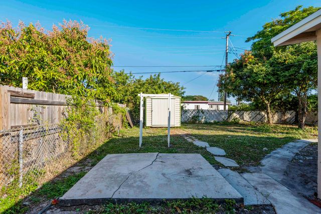 1349 9th Street, West Palm Beach, FL 33401