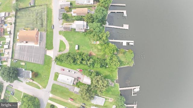 7432 OLD BATTLE GROVE RD, Dundalk, MD 21222