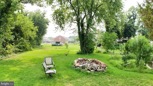 7432 OLD BATTLE GROVE RD, Dundalk, MD 21222