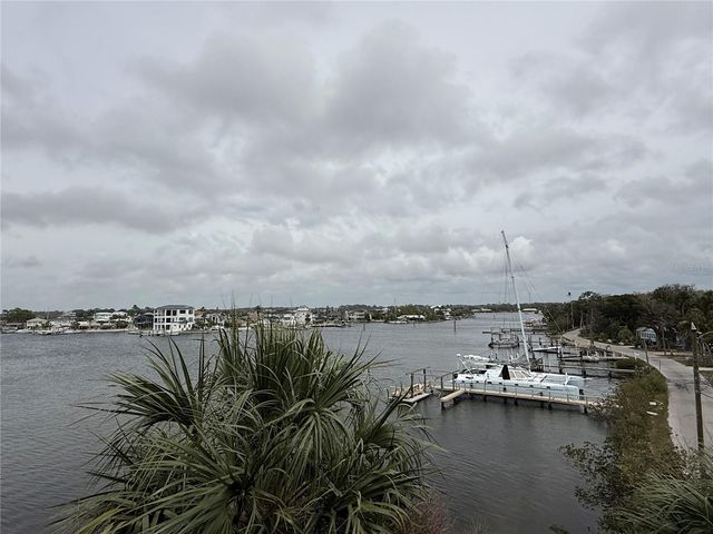 4823 EBBTIDE LANE 301, Port Richey, FL 34668