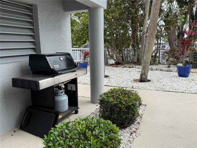 4823 EBBTIDE LANE 301, Port Richey, FL 34668