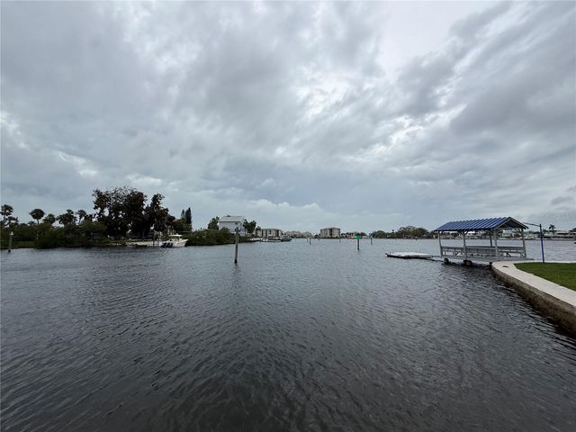 4823 EBBTIDE LANE 301, Port Richey, FL 34668