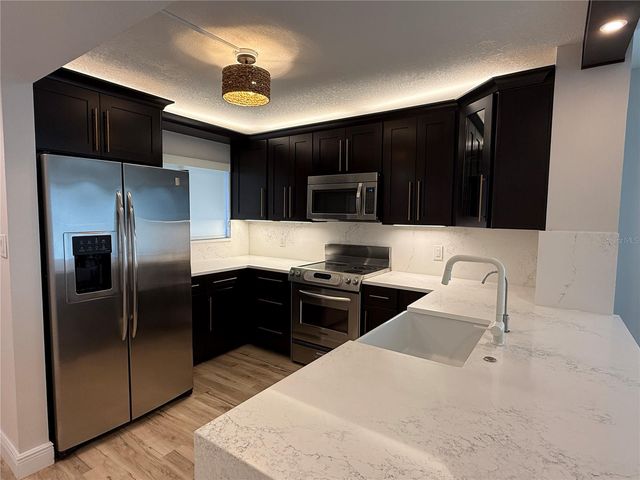 4823 EBBTIDE LANE 301, Port Richey, FL 34668