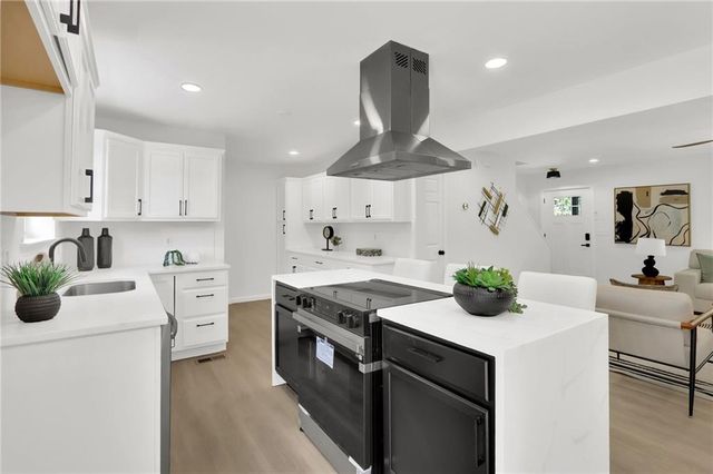 3173 Robinson Avenue, Scottdale, GA 30079