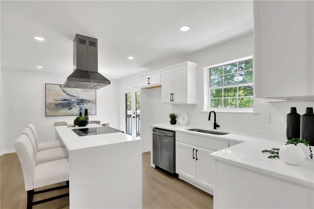 3173 Robinson Avenue, Scottdale, GA 30079