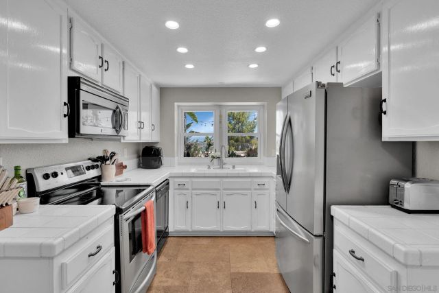 12518 Calle Tamega 127, San Diego, CA 92128