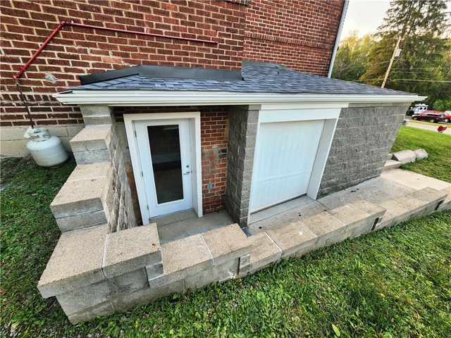 1750 Harbor Edinburg Rd., Union Twp, PA 16116