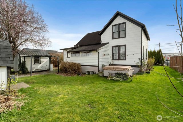 431 Rainier Avenue, Enumclaw, WA 98022