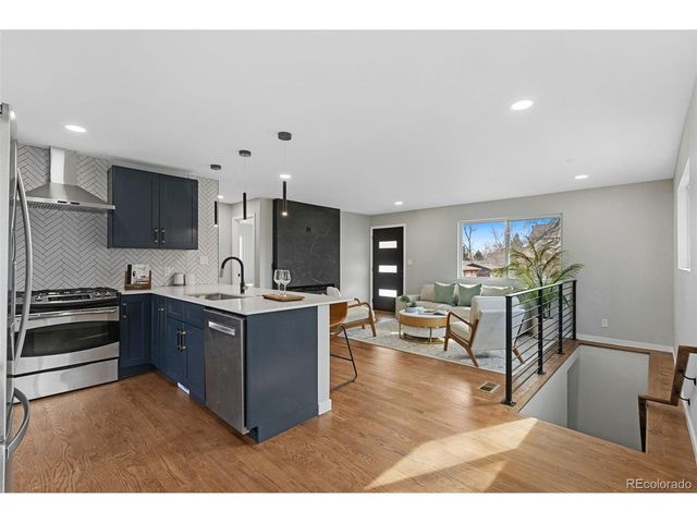 649 Perry St, Denver, CO 80204