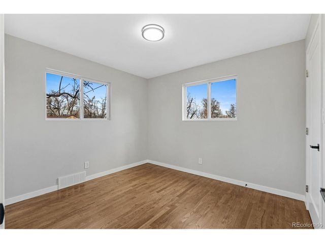 649 Perry St, Denver, CO 80204